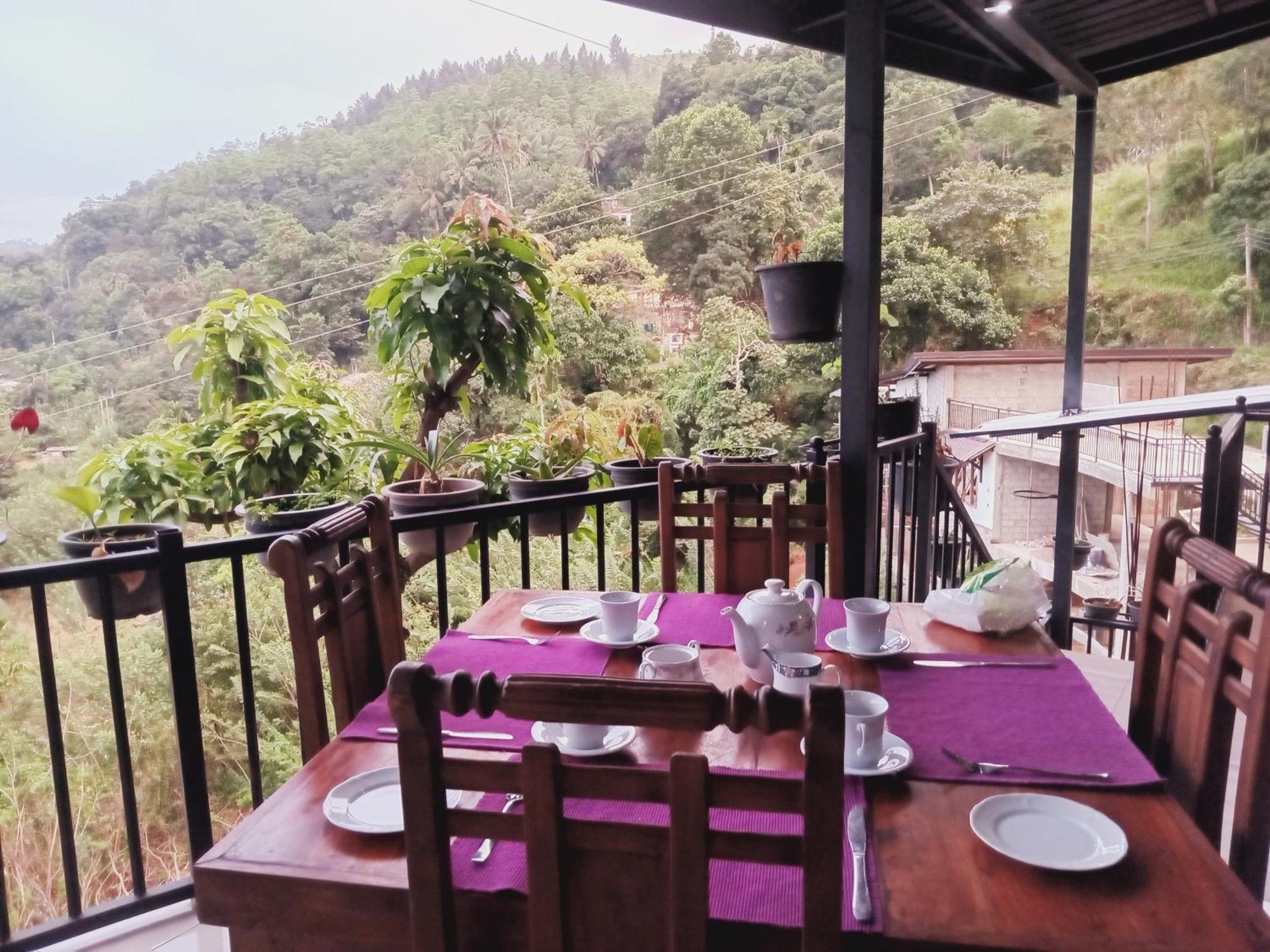 Kandy Ivy Mountain View Resort 외부 사진
