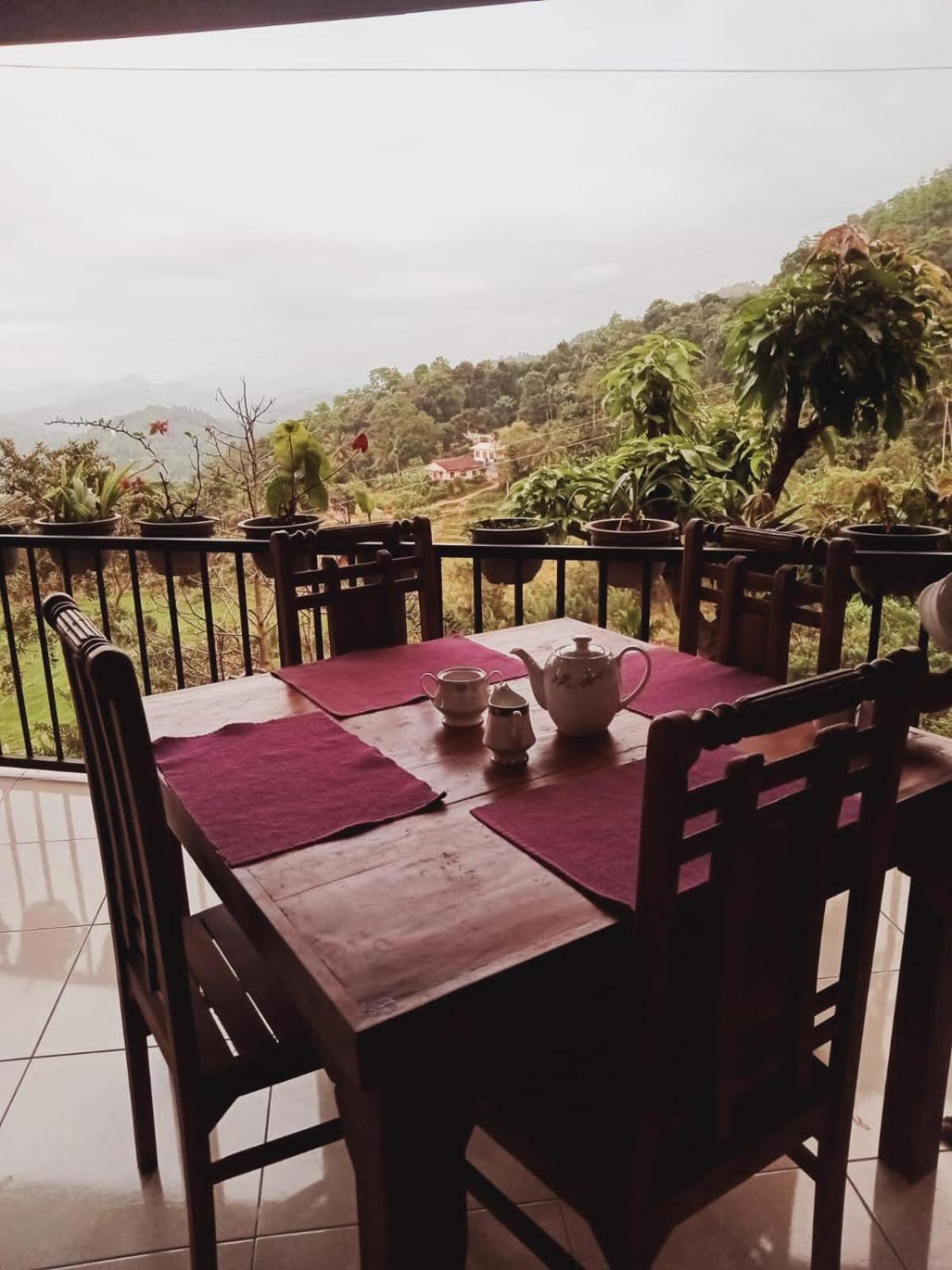 Kandy Ivy Mountain View Resort 외부 사진